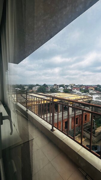 Popesti-Leordeni, apartament 2 camere, mutare imediata, mobilat si utilat, loc de parcare inclus!